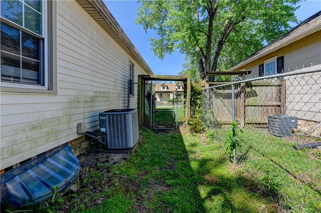 1010 N 8th Street — photo 57