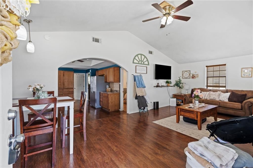 407 N Foreman N/A — photo 8