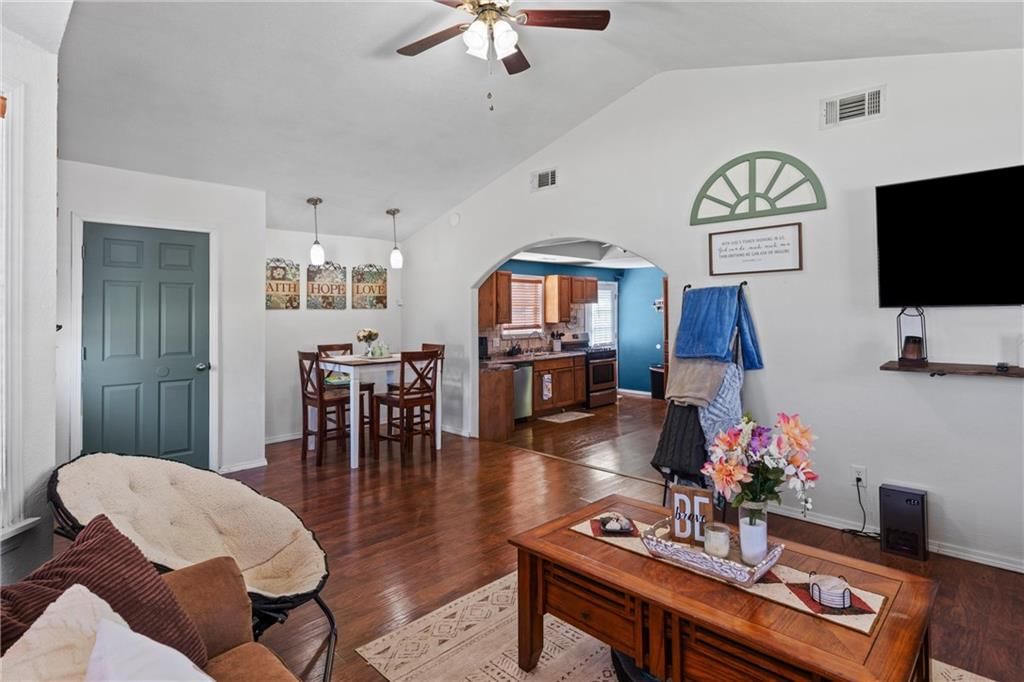 407 N Foreman N/A — photo 10