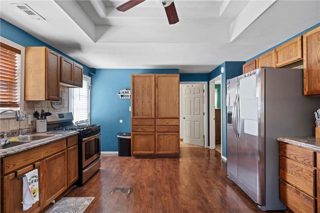 407 N Foreman N/A — photo 14