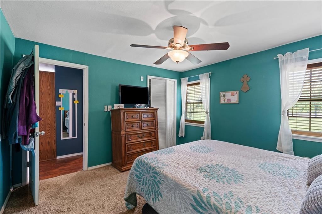 407 N Foreman N/A — photo 25