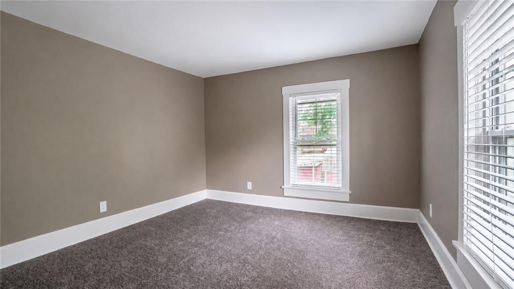 2209 NE 39th Terrace — photo 22