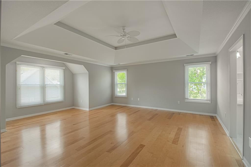 6913 RED OAK Drive — photo 10