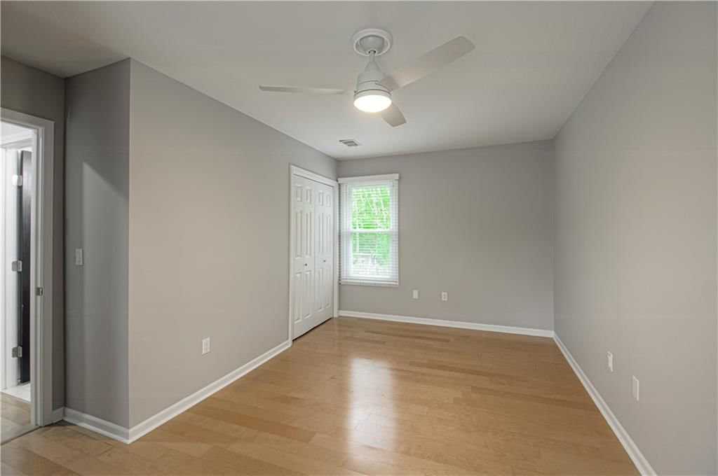 6913 RED OAK Drive — photo 14