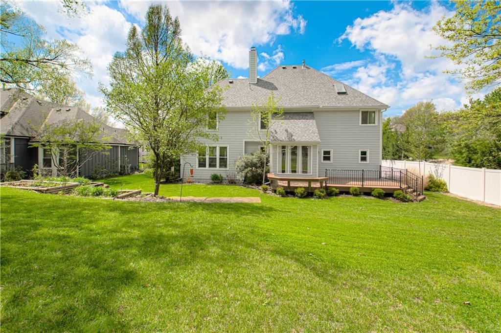 6913 RED OAK Drive — photo 17