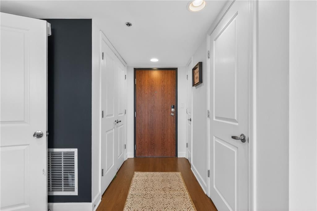 600 Admiral Boulevard — photo 11