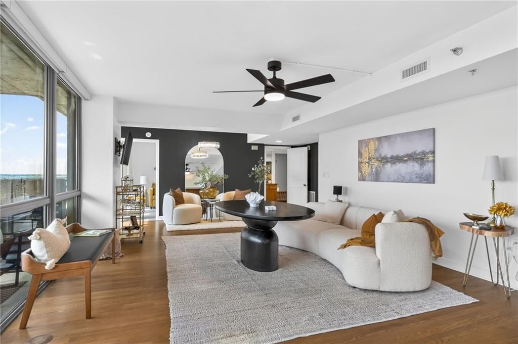 600 Admiral Boulevard — photo 17