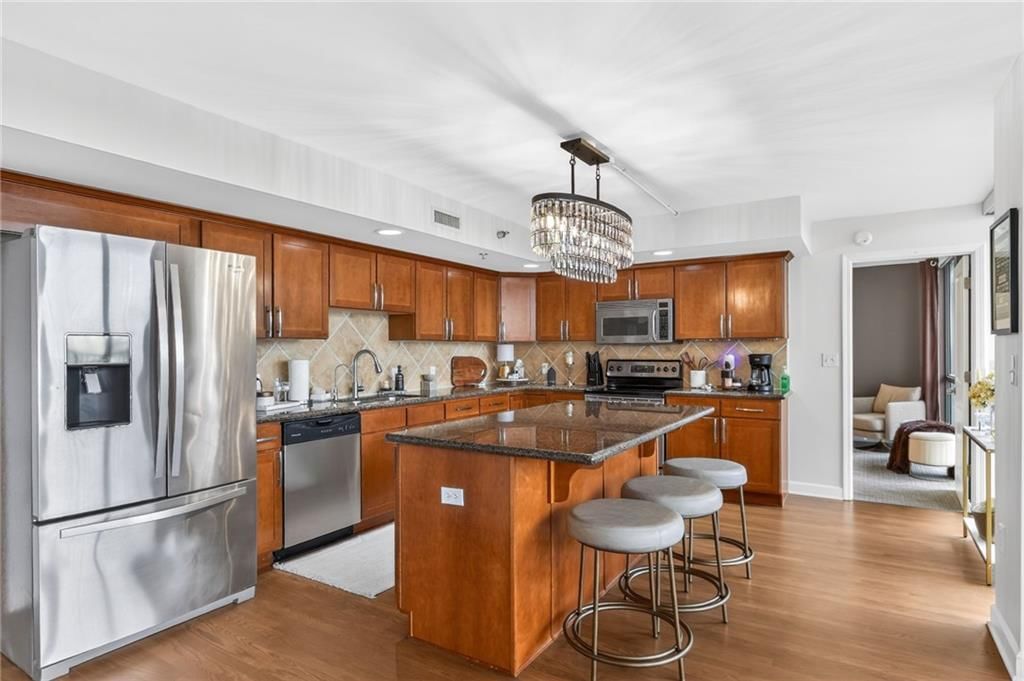 600 Admiral Boulevard — photo 19