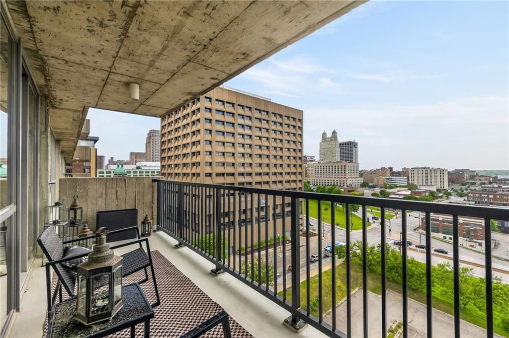 600 Admiral Boulevard — photo 37