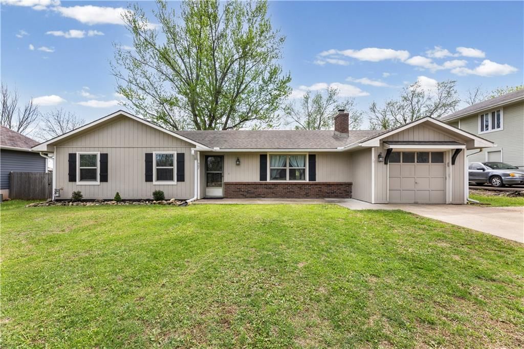 507 W CAMBRIDGE Road, Belton, MO