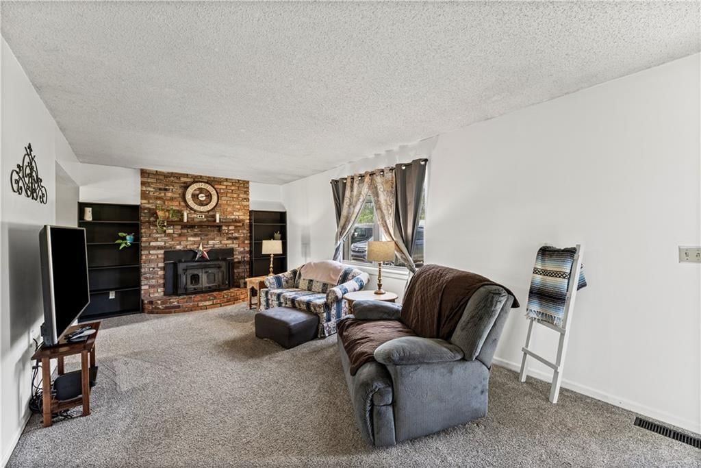 507 W CAMBRIDGE Road — photo 4