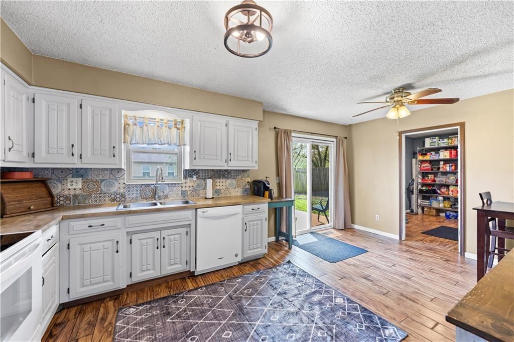 507 W CAMBRIDGE Road — photo 14