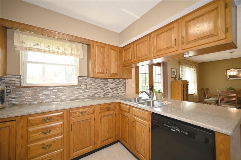 10241 NW 57th Street — photo 17