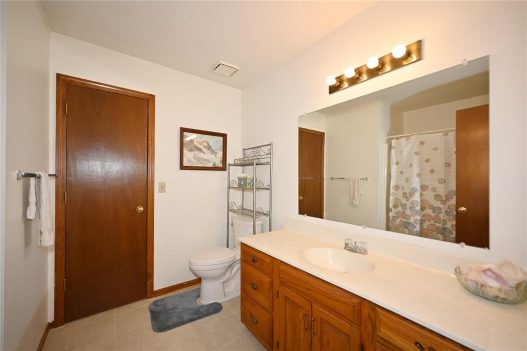 10241 NW 57th Street — photo 28