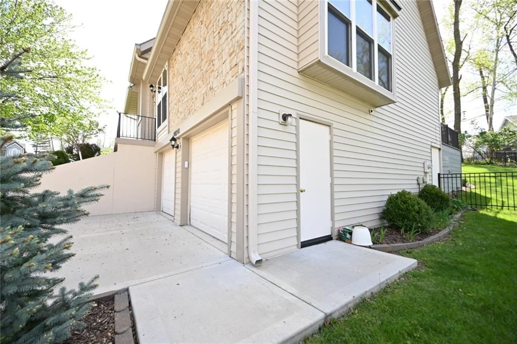 10241 NW 57th Street — photo 43