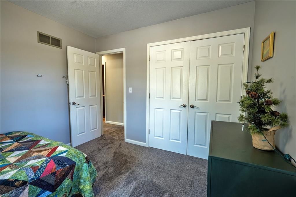 924 Holiday Drive — photo 32