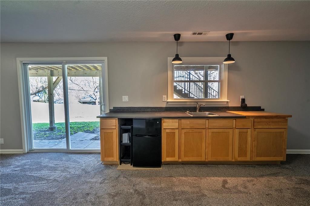 924 Holiday Drive — photo 38