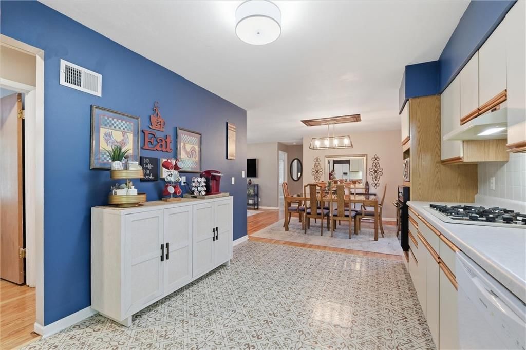 5201 Newton Street — photo 12