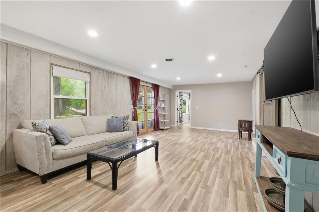 5201 Newton Street — photo 26