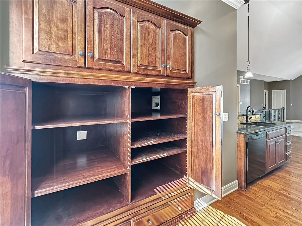 6125 Allman Street — photo 10