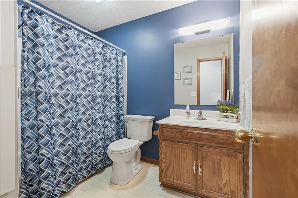 471 N Birch Street — photo 18
