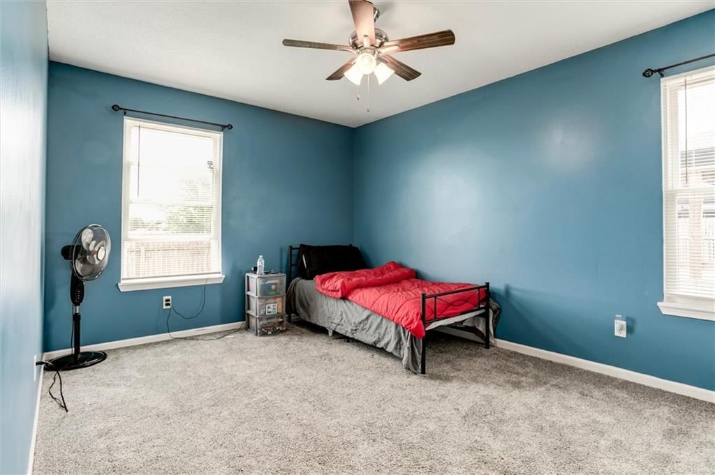 406 S Jackson Street — photo 17