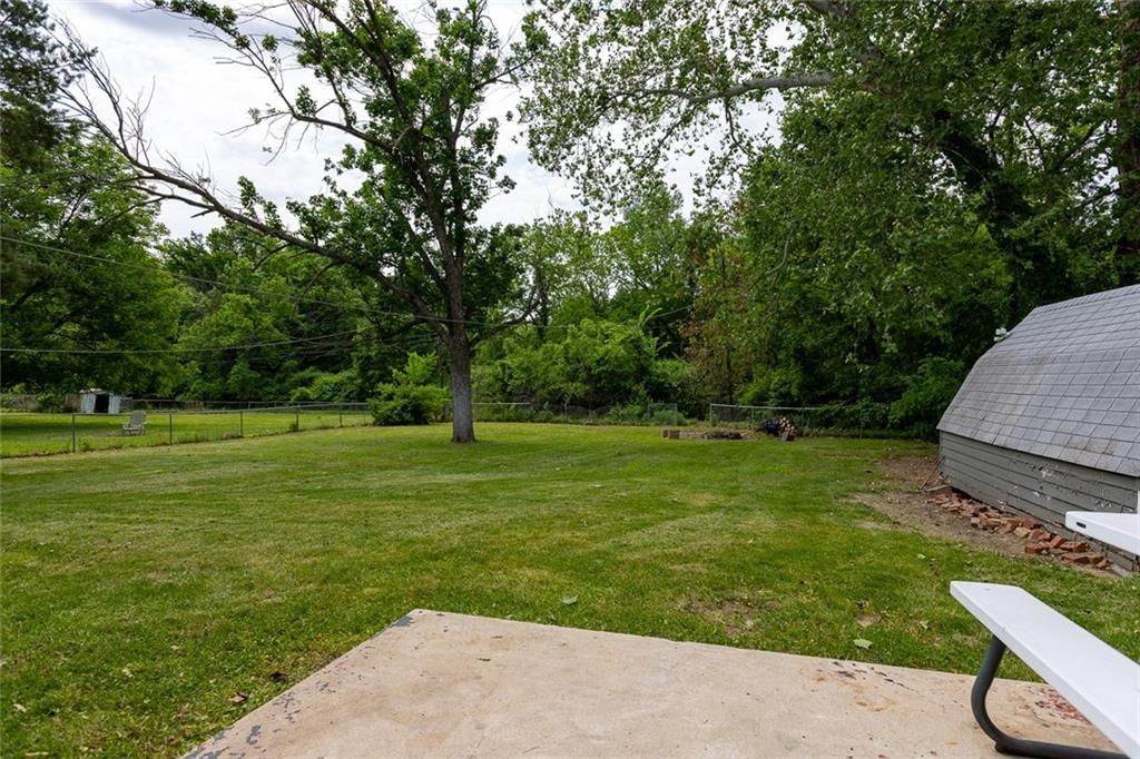 2619 NE 56TH Street — photo 30