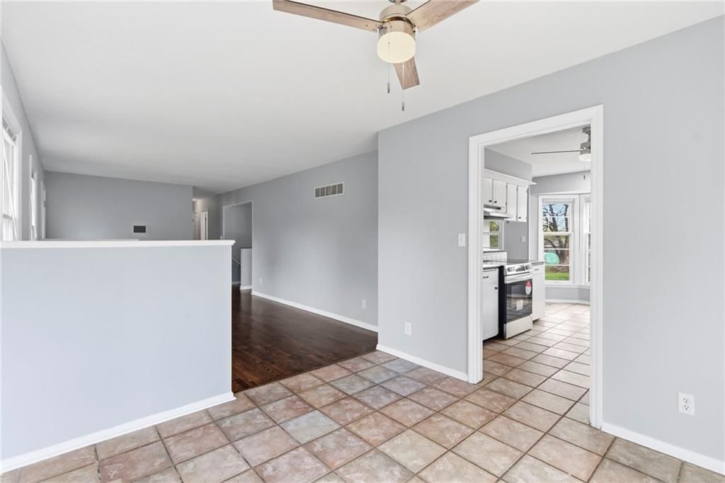 9009 Kentucky Avenue — photo 3