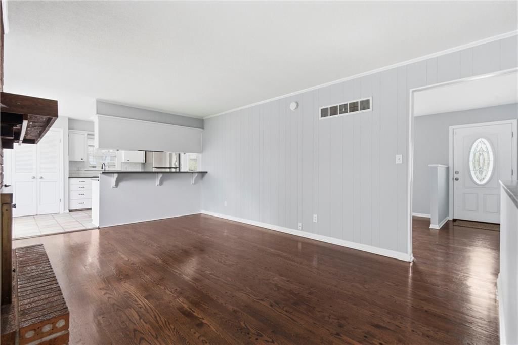 9009 Kentucky Avenue — photo 4