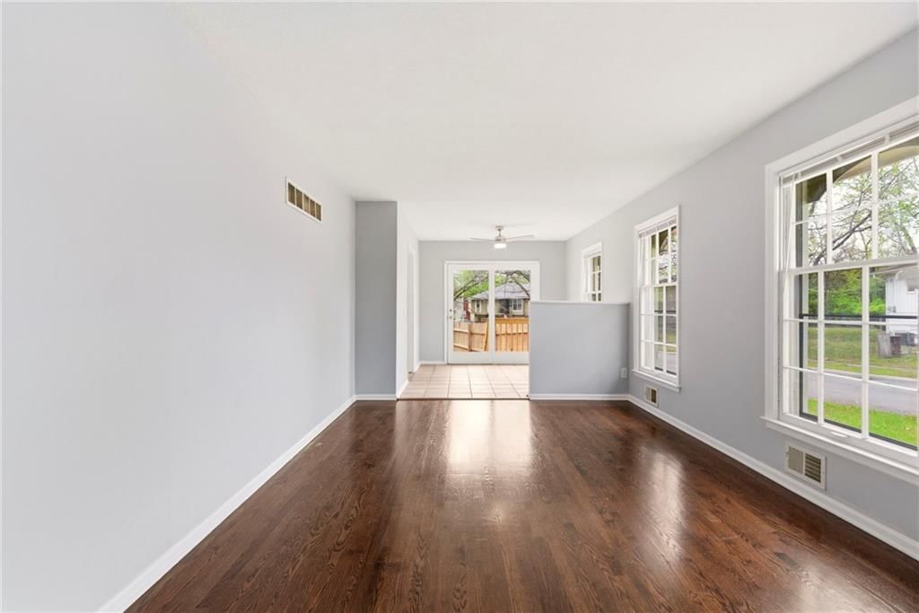 9009 Kentucky Avenue — photo 13