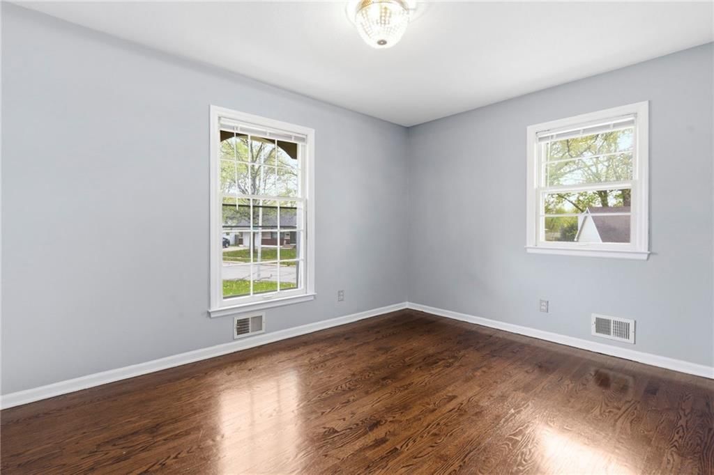 9009 Kentucky Avenue — photo 16