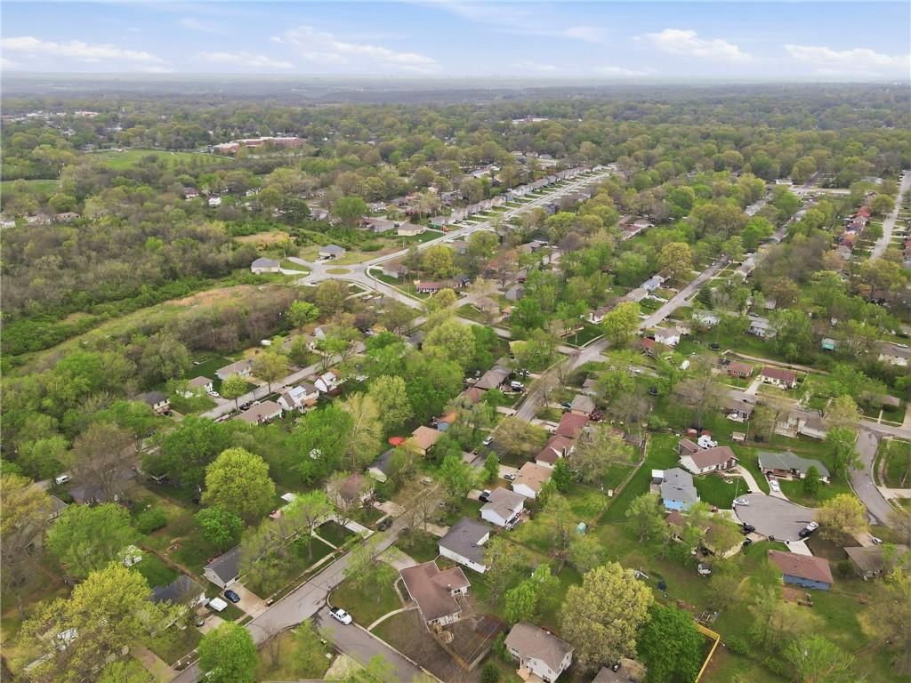 9009 Kentucky Avenue — photo 26