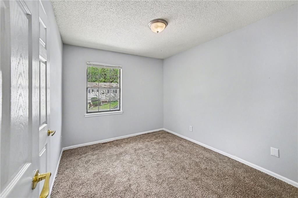 118 Nanette Street — photo 5