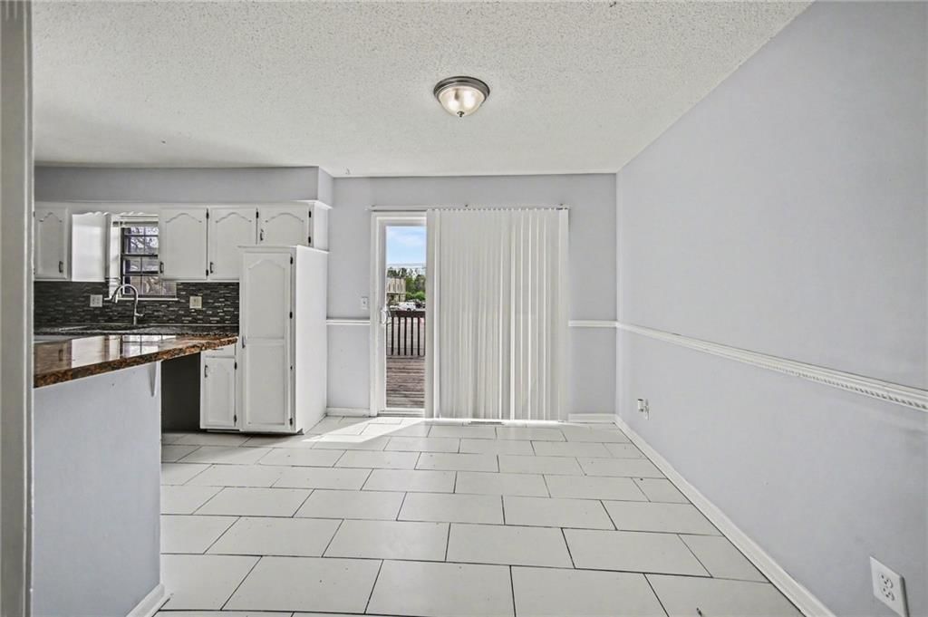 118 Nanette Street — photo 9