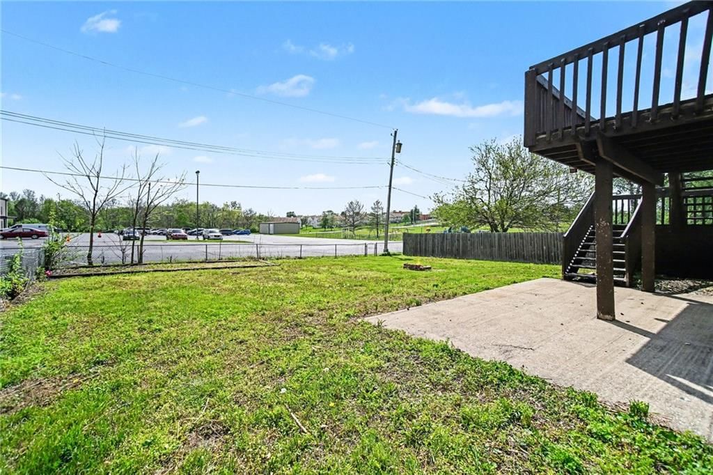 118 Nanette Street — photo 16