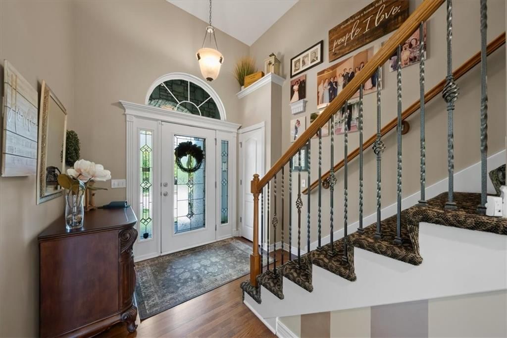 21603 W 62nd Street — photo 4