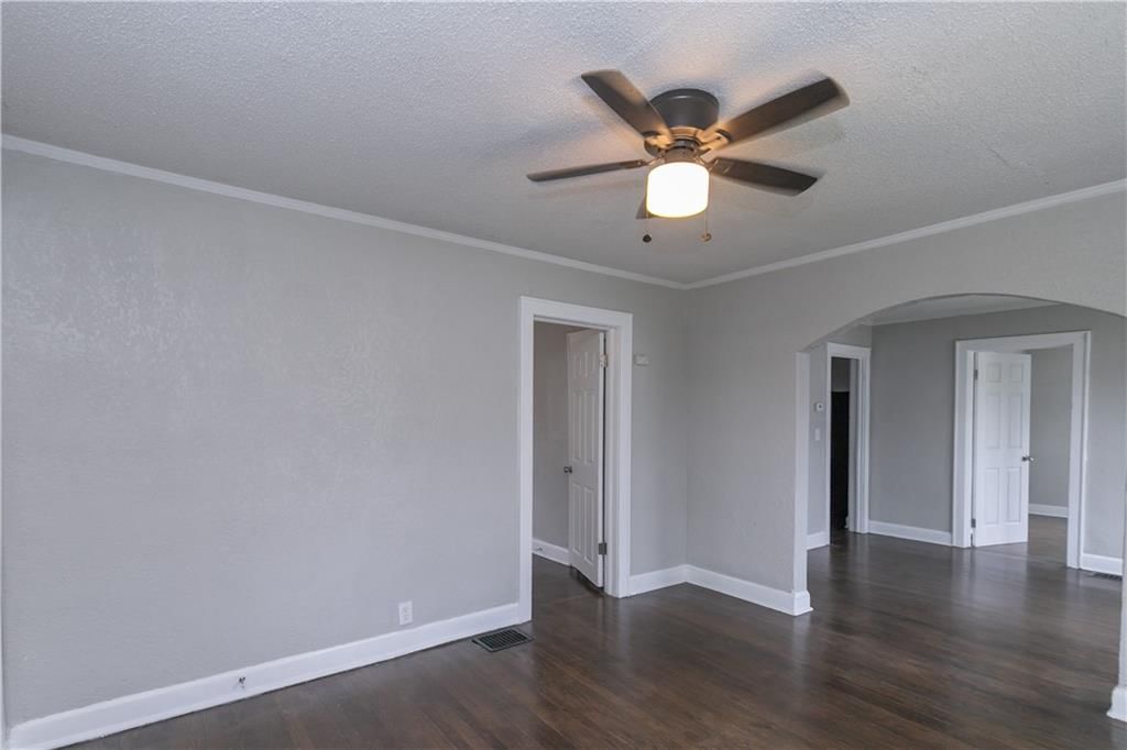4103 Euclid Avenue — photo 9
