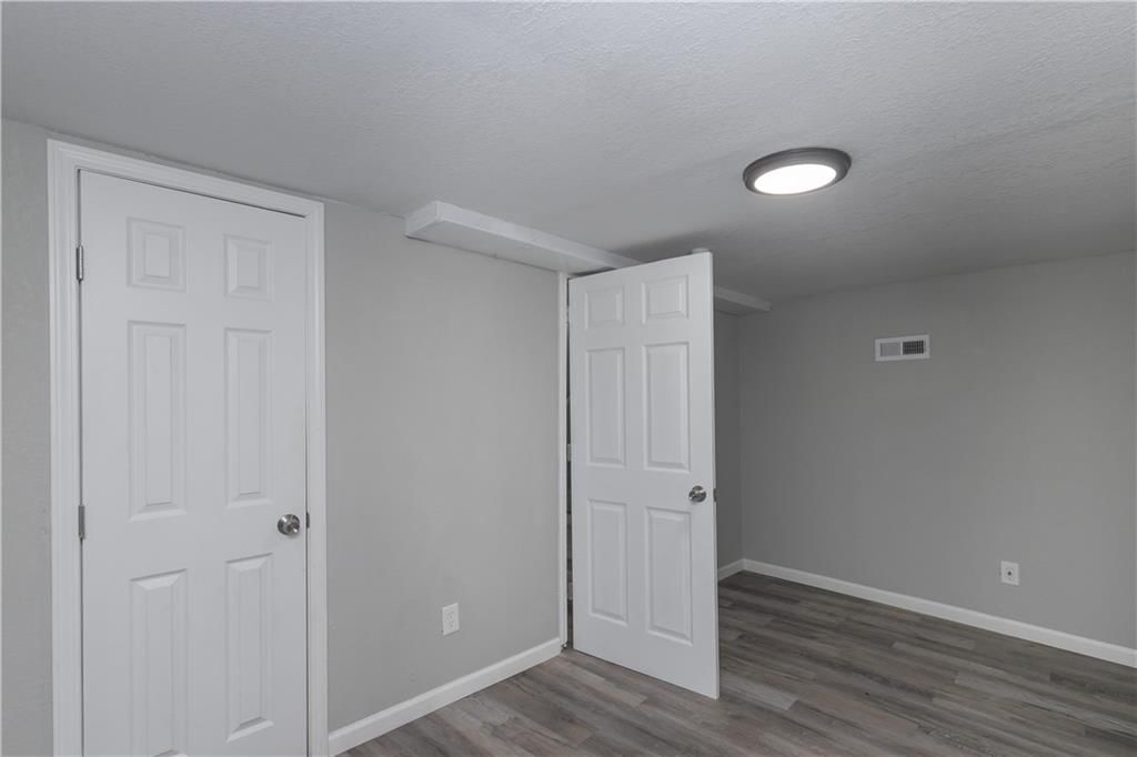 4103 Euclid Avenue — photo 23
