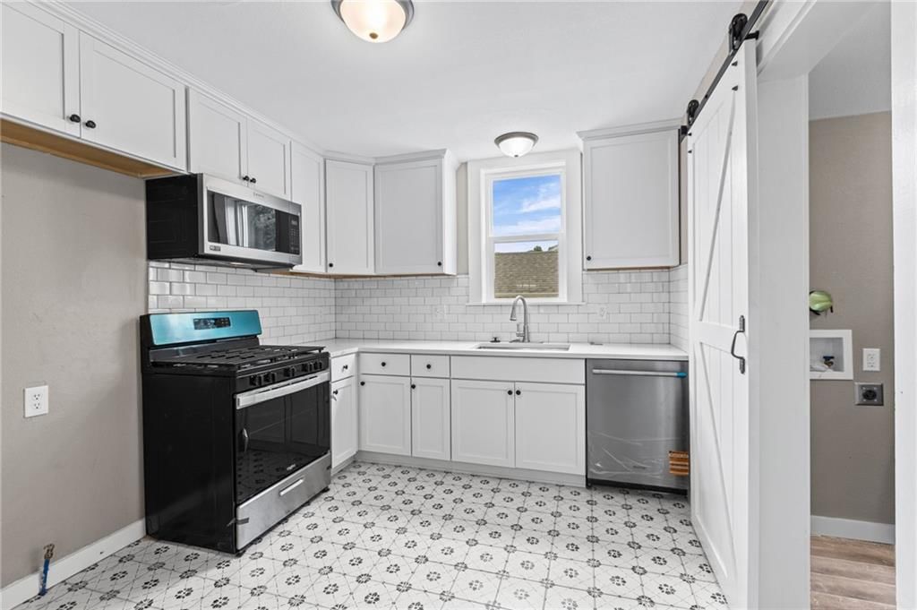 106 W Neosho Street — photo 12