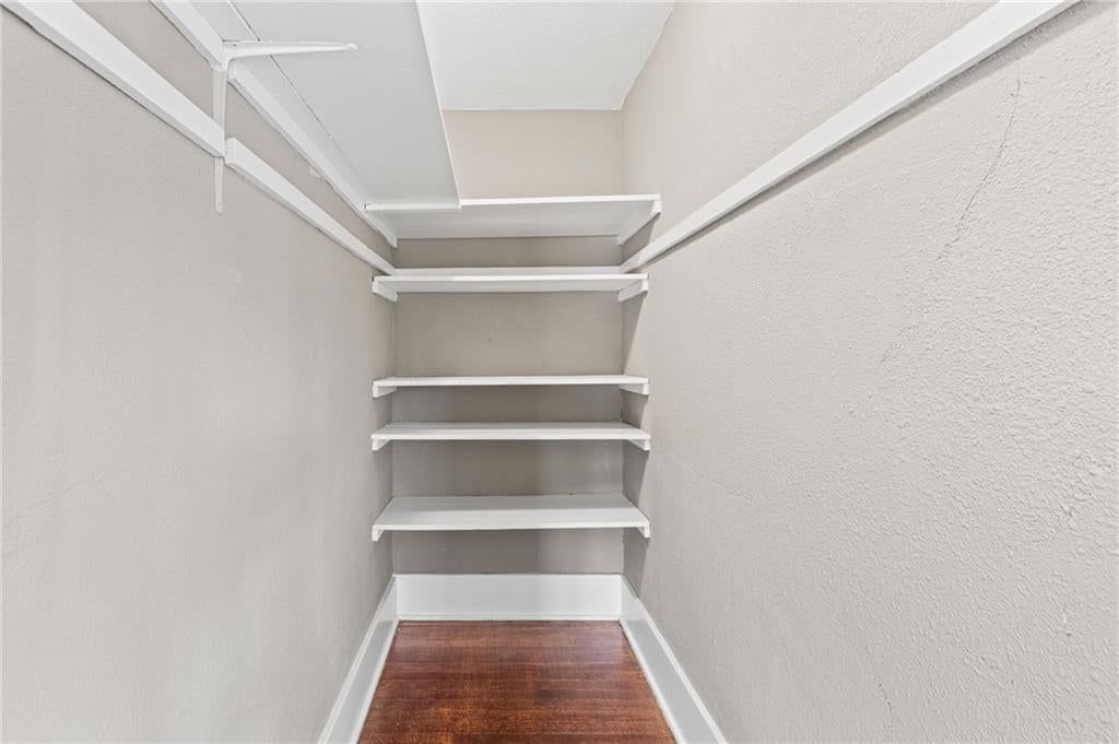 106 W Neosho Street — photo 22