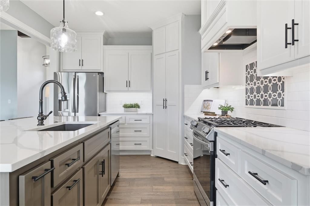 19415 W 201st Terrace — photo 10