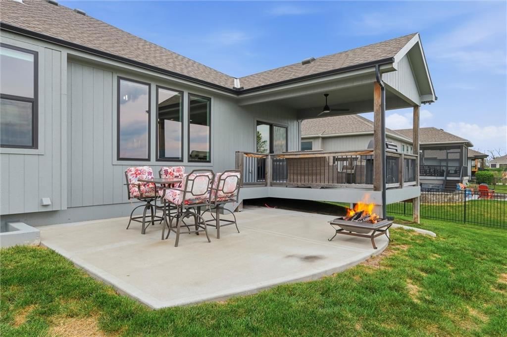 19415 W 201st Terrace — photo 32