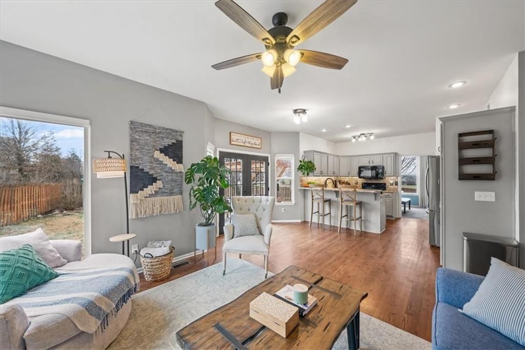 21519 W 58th Street — photo 13
