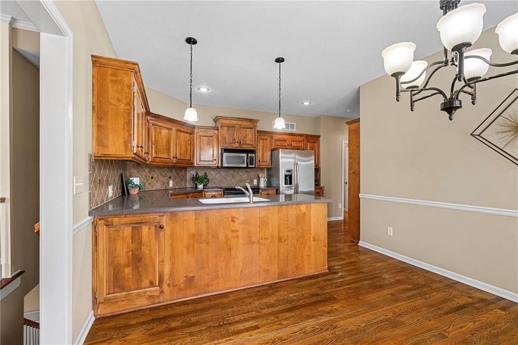 14128 S Summit Street — photo 8