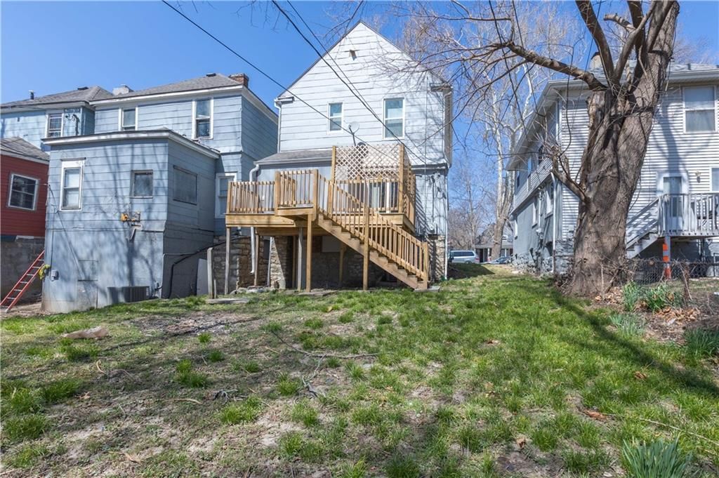 3221 E 11 Street — photo 25