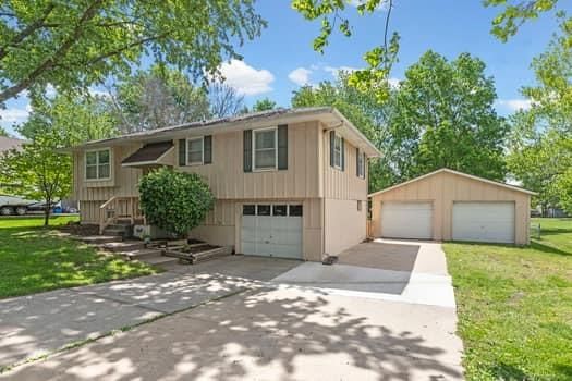 330 E Hatten Street — photo 3