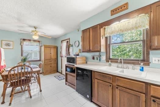 330 E Hatten Street — photo 10