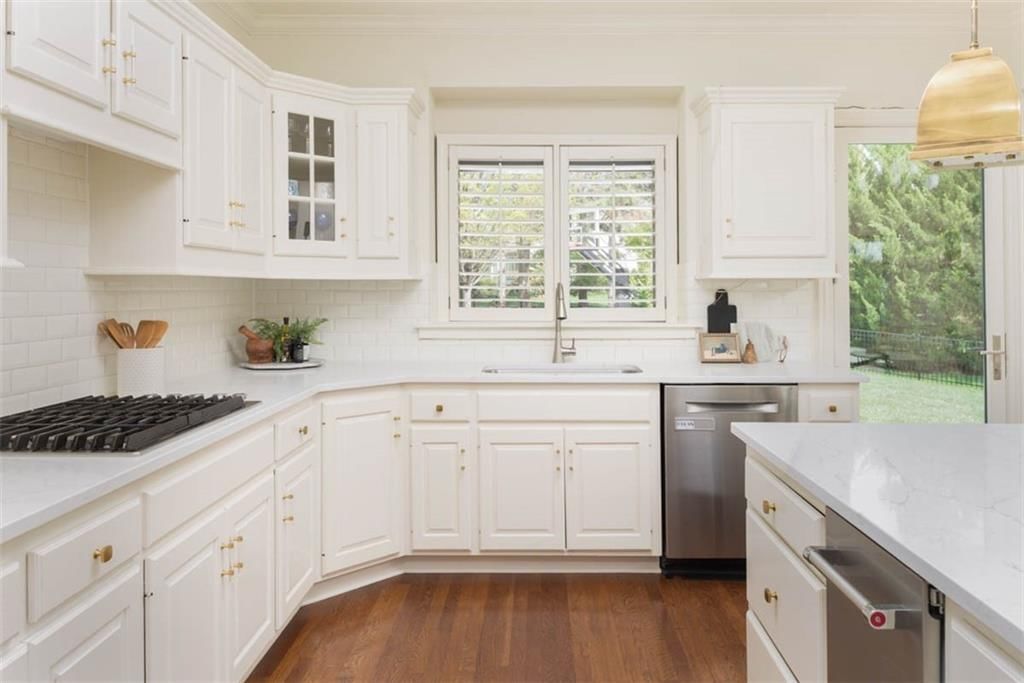 11413 Manor Road — photo 17