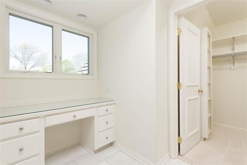 11413 Manor Road — photo 39