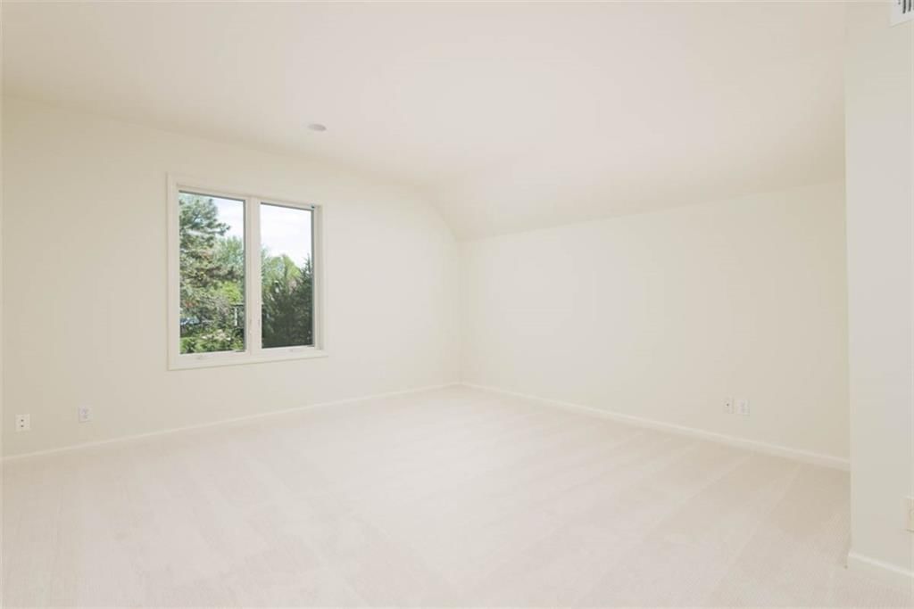 11413 Manor Road — photo 41